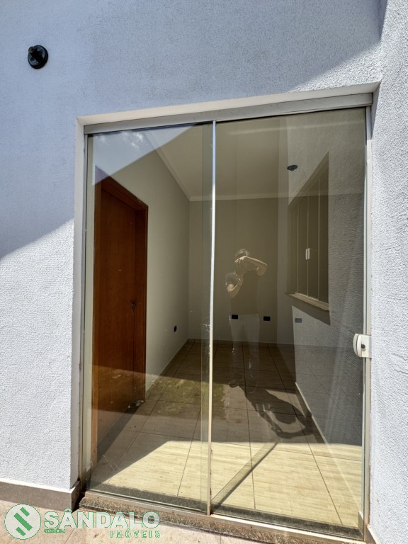 Casa para locacao no Jardim Imperial II em Floresta com 0m² por R$ 825,00