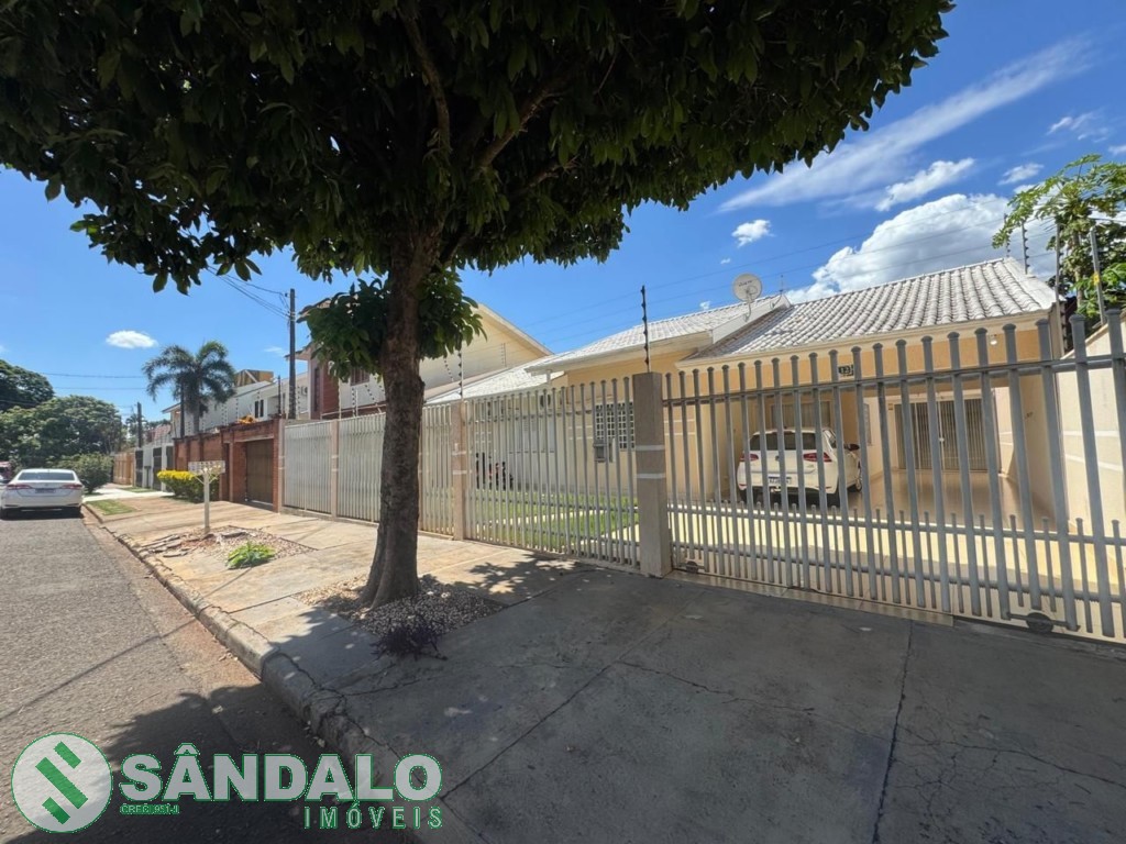 Casa para venda no Jardim Monte Carlo em Maringa com 347,71m² por R$ 990.000,00