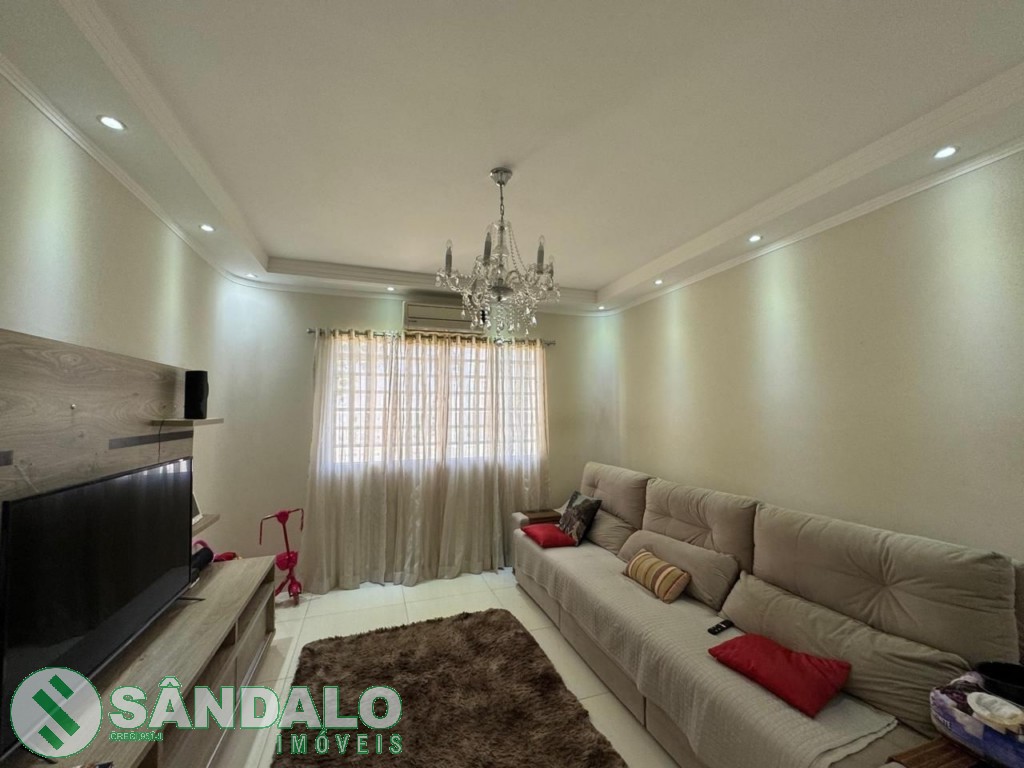 Casa para venda no Jardim Monte Carlo em Maringa com 347,71m² por R$ 990.000,00