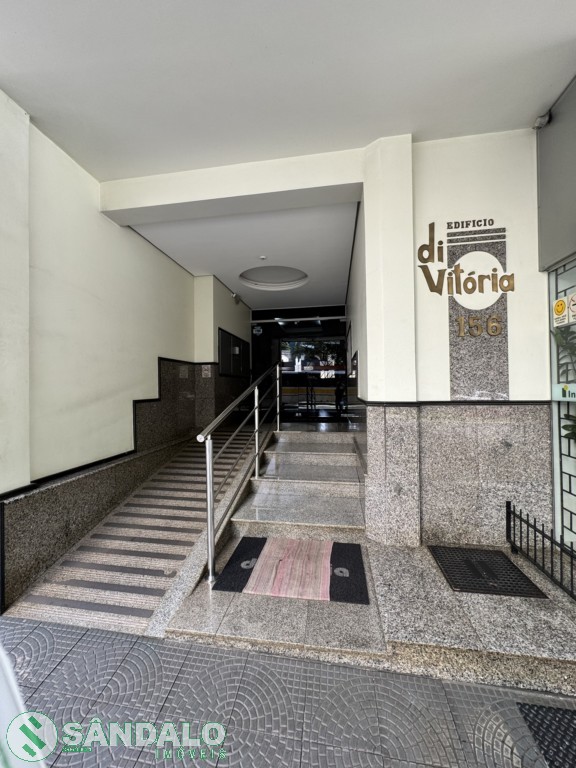 Apartamento para locacao no Zona 01 em Maringa com 0m² por R$ 3.850,00