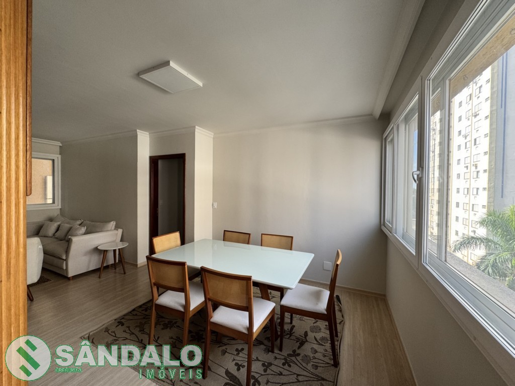 Apartamento para locacao no Zona 01 em Maringa com 0m² por R$ 3.850,00