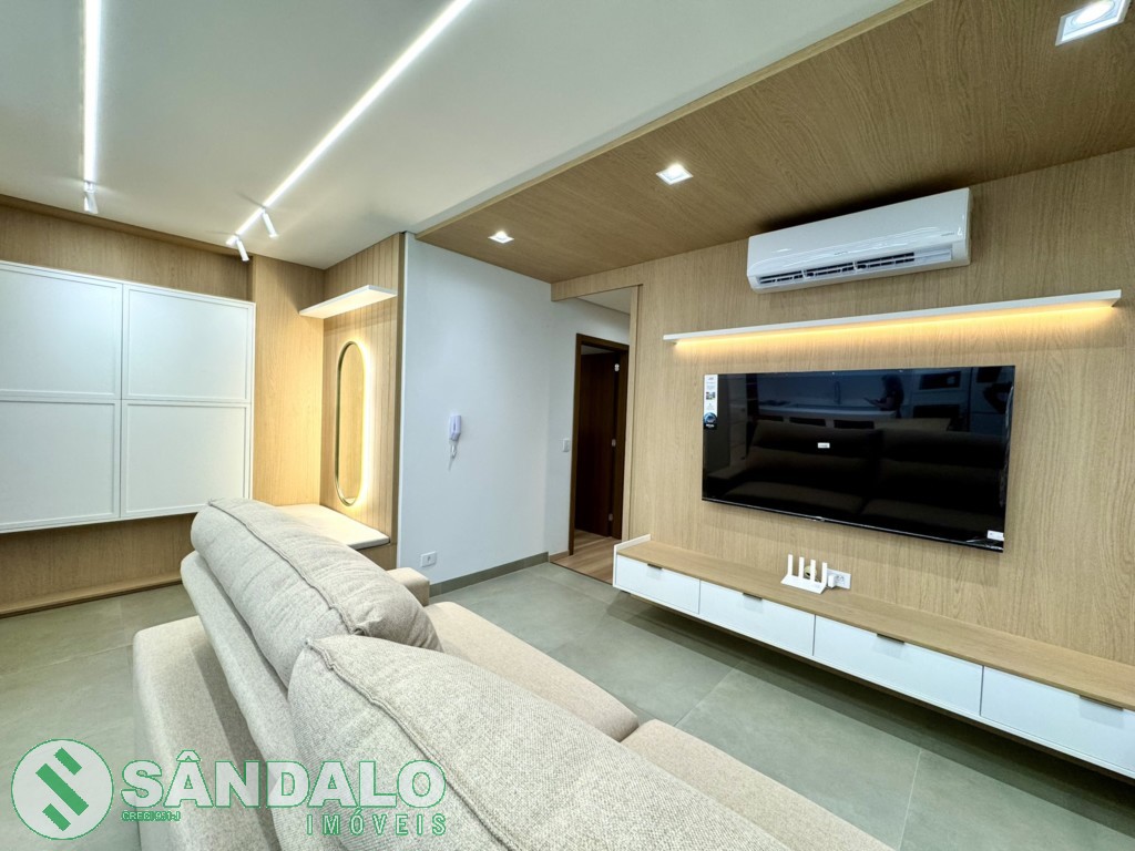 Apartamento para locacao no Zona 07 em Maringa com 0m² por R$ 5.500,00