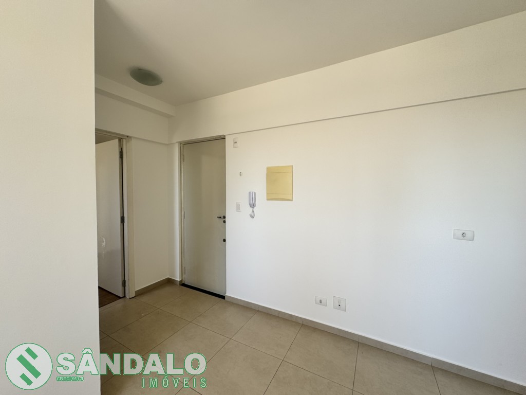 Apartamento para locacao no Zona 03 em Maringa com 0m² por R$ 1.870,00