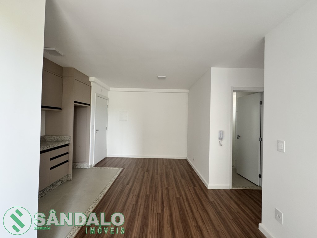 Apartamento para locacao no Jardim Aclimacao em Maringa com 111m² por R$ 2.310,00