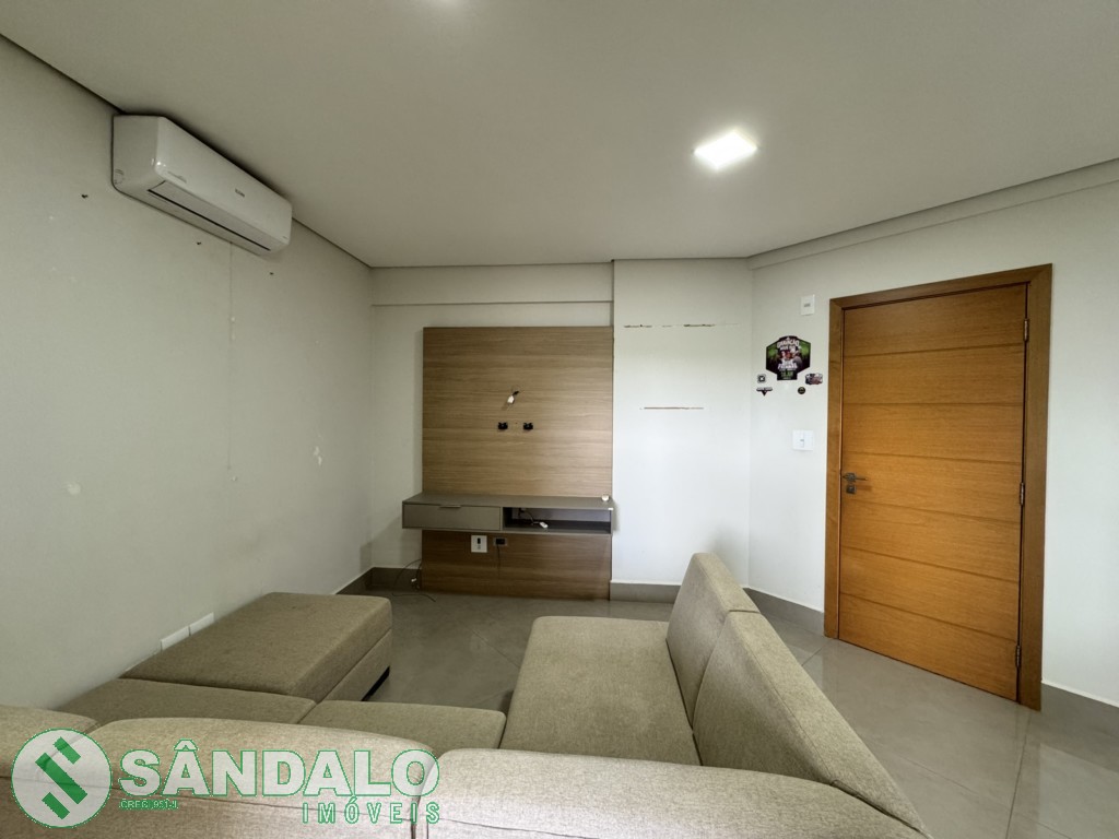 Apartamento para locacao no Zona Armazem em Maringa com 173m² por R$ 3.850,00