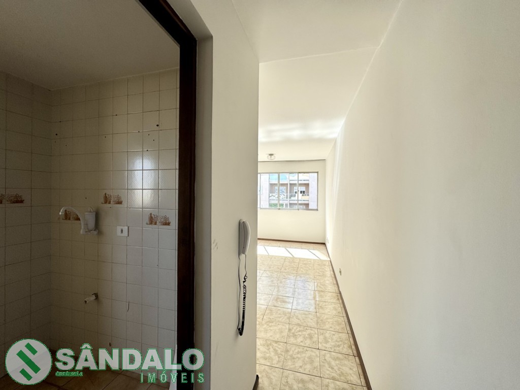 Apartamento para locacao no Jardim Ipanema em Maringa com 52m² por R$ 1.100,00