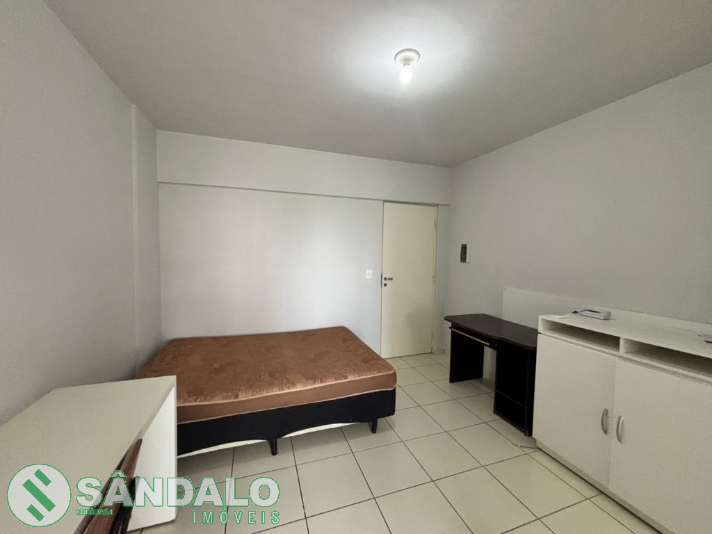 Apartamento para locacao no Jardim Aclimacao em Maringa com 45,36m² por R$ 1.320,00