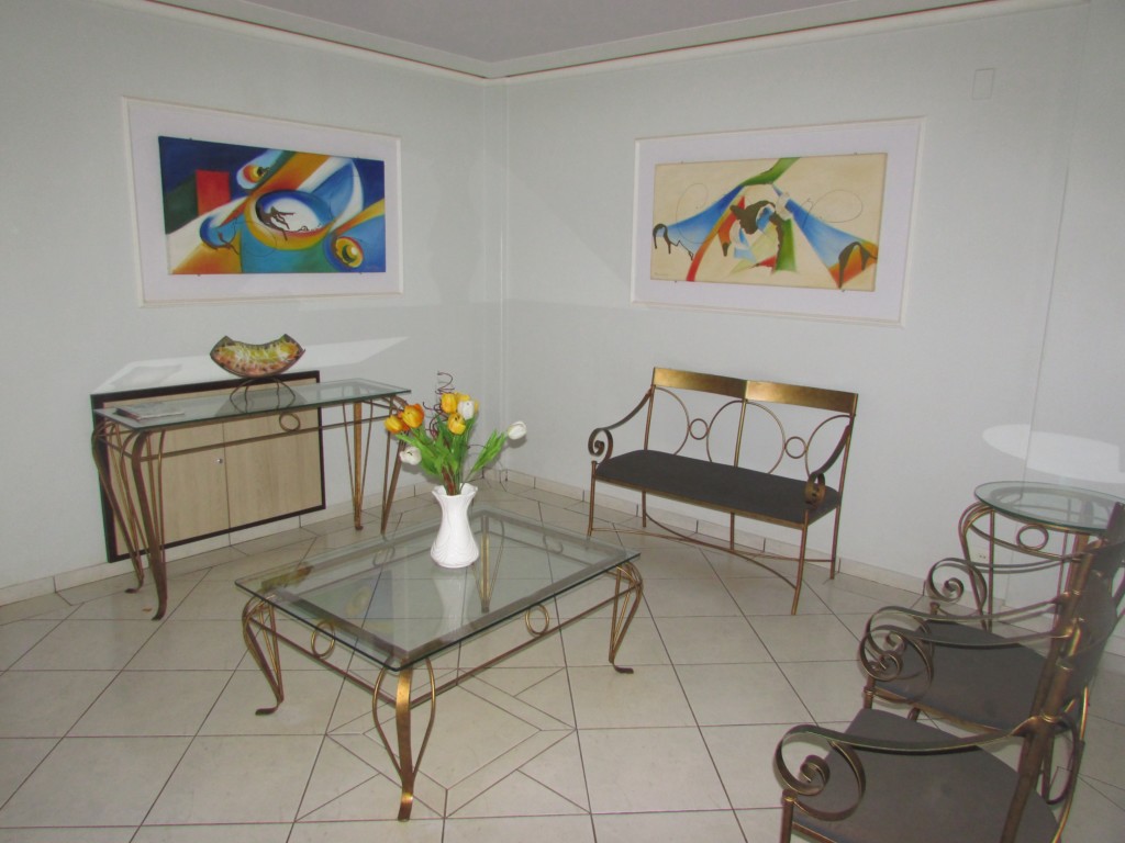 Apartamento para venda no Zona 07 em Maringa com 74,69m² por R$ 340.000,00