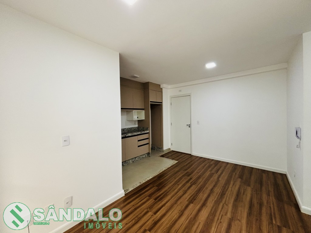 Apartamento para locacao no Jardim Aclimacao em Maringa com 111m² por R$ 2.420,00