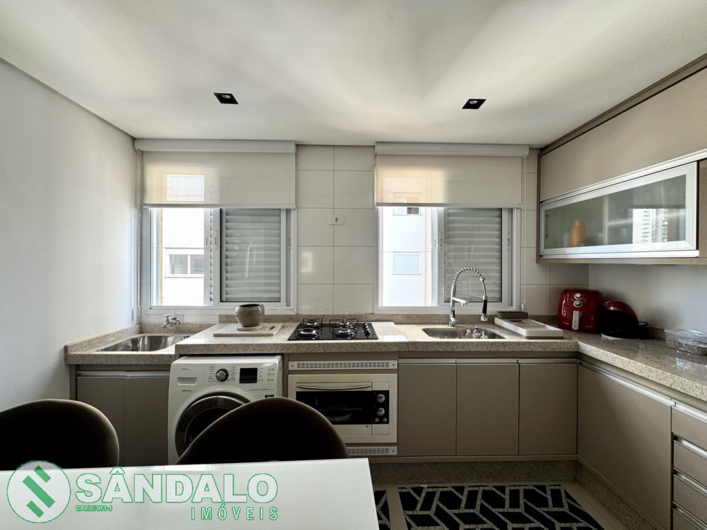 Apartamento para locacao no Vila Bosque em Maringa com 0m² por R$ 2.310,00