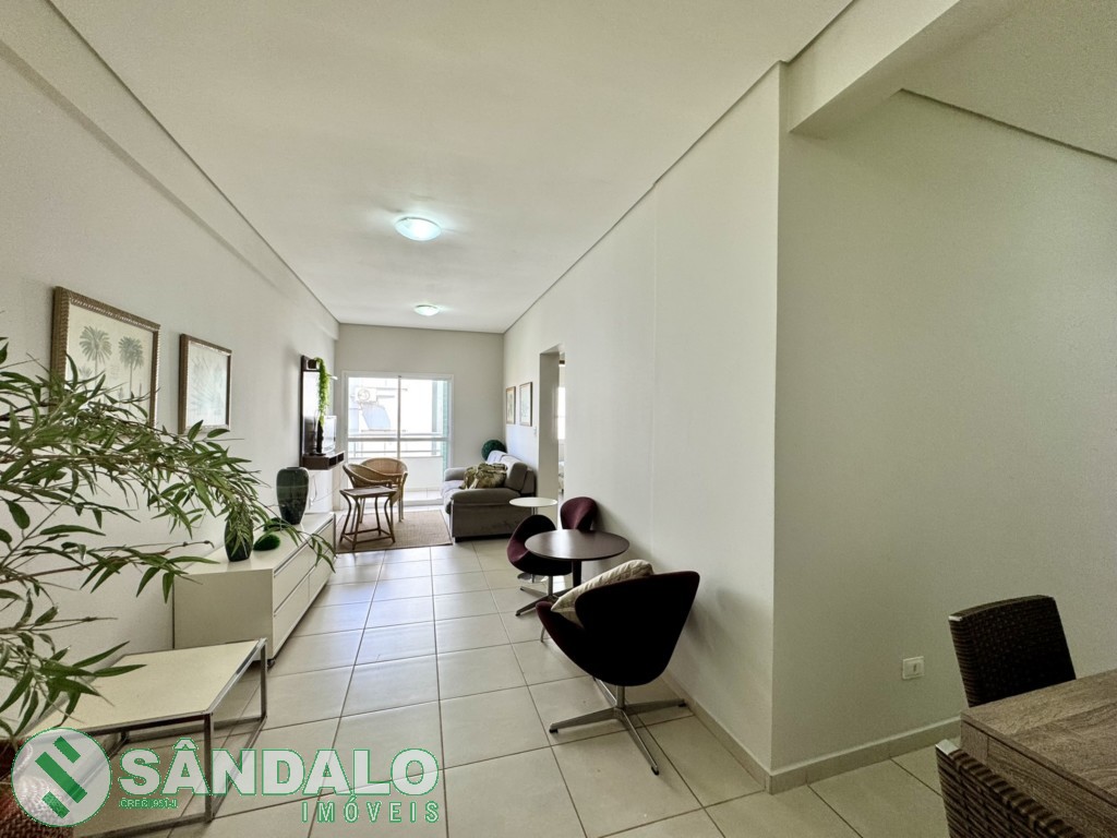 Apartamento para locacao no Vila Marumby em Maringa com 102,93m² por R$ 2.585,00