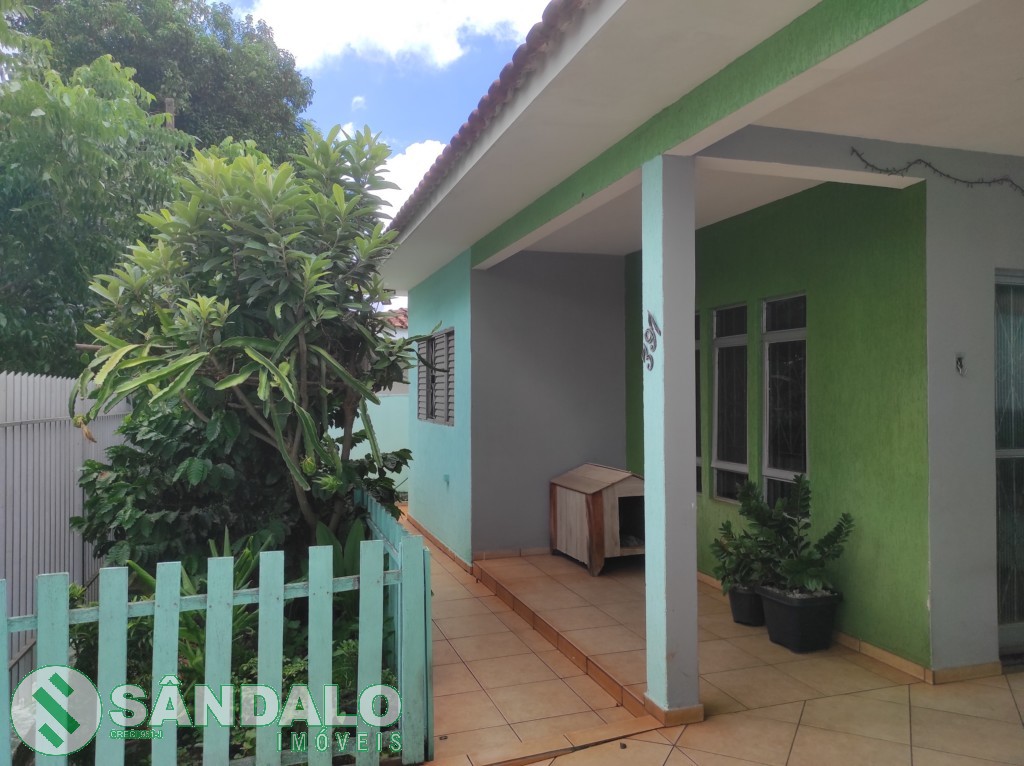 Casa para venda no Jardim Sao Silvestre em Maringa com 384m² por R$ 630.000,00