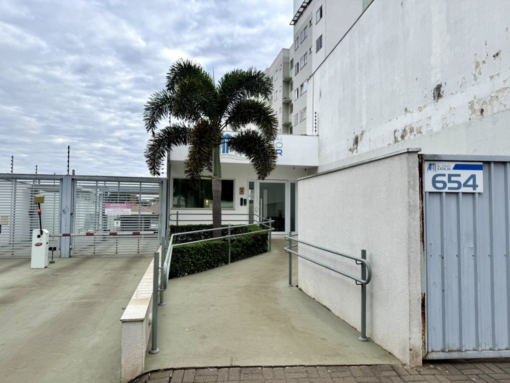 Apartamento à venda em Vila Vardelina, Maringá — Portal Chave Fácil
