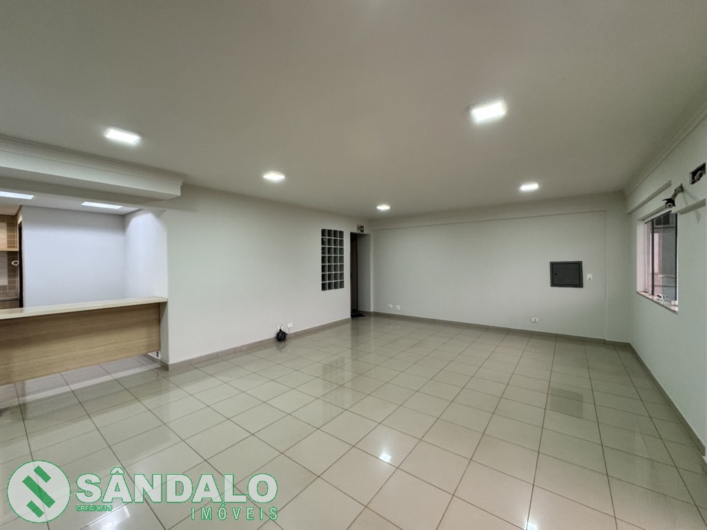 Sala Comercial para locacao no Zona 05 em Maringa com 0m² por R$ 1.980,00