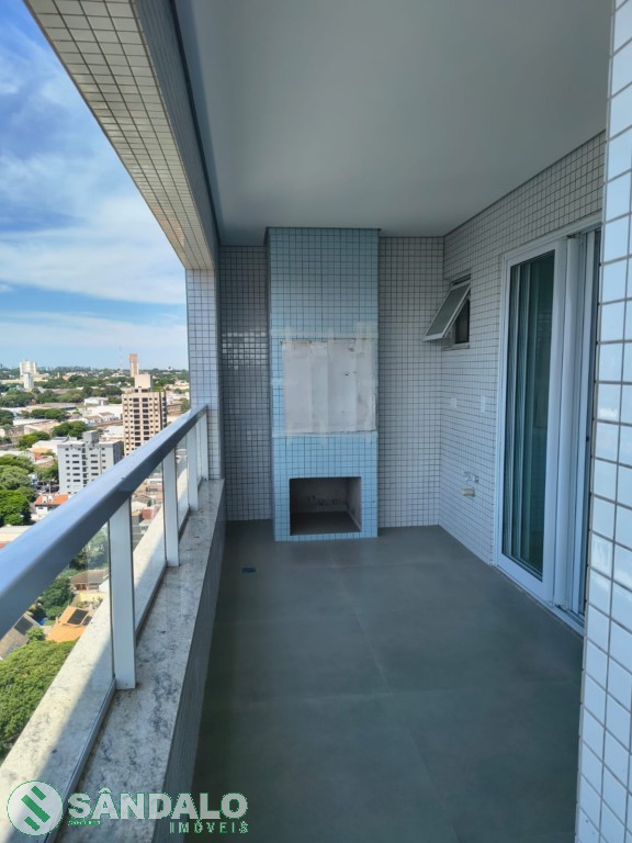 Apartamento para venda no Zona 07 em Maringa com 204m² por R$ 1.350.000,00