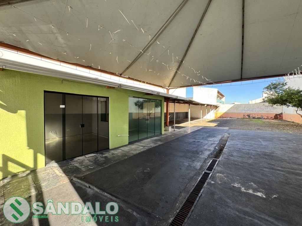 Terreno para locacao no Desconhecido em Maringa com 0m² por R$ 3.850,00