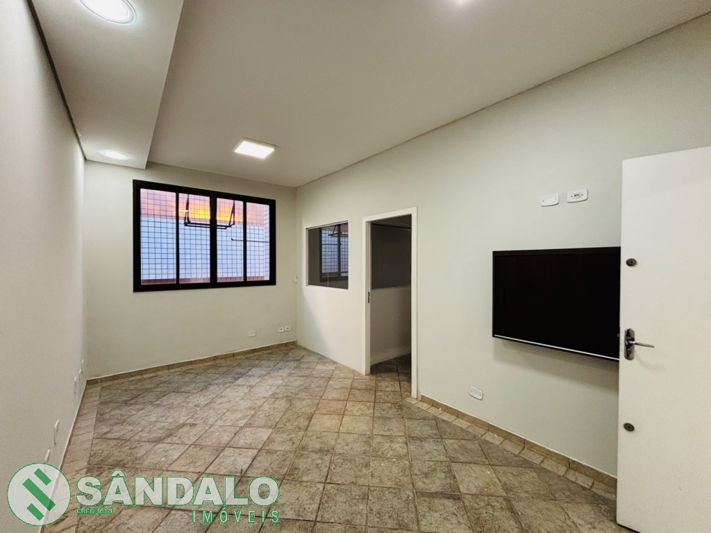 Sala Comercial para locacao no Zona 04 em Maringa com 0m² por R$ 3.289,00