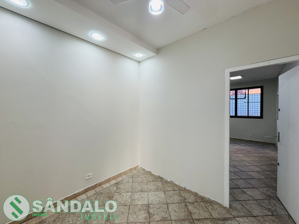 Sala Comercial para locacao no Zona 04 em Maringa com 0m² por R$ 3.289,00