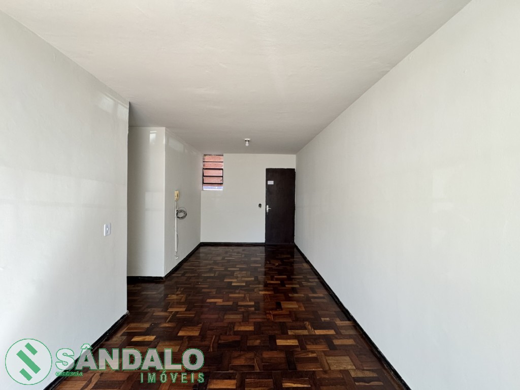 Apartamento para locacao no Zona 07 em Maringa com 0m² por R$ 1.045,00