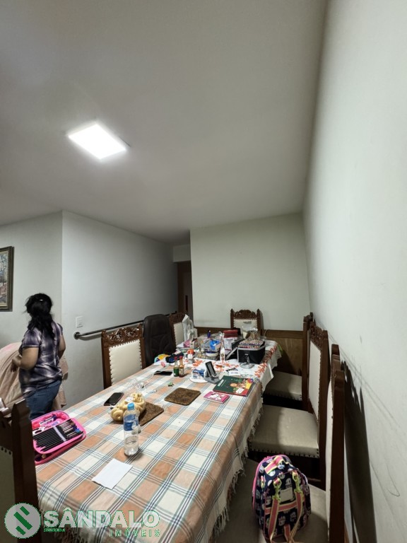 Apartamento para venda no Zona 07 em Maringa com 128,43m² por R$ 600.000,00