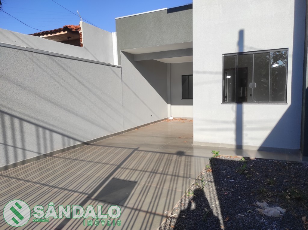 Casa para venda no Loteamento Madrid em Maringa com 150m² por R$ 370.000,00
