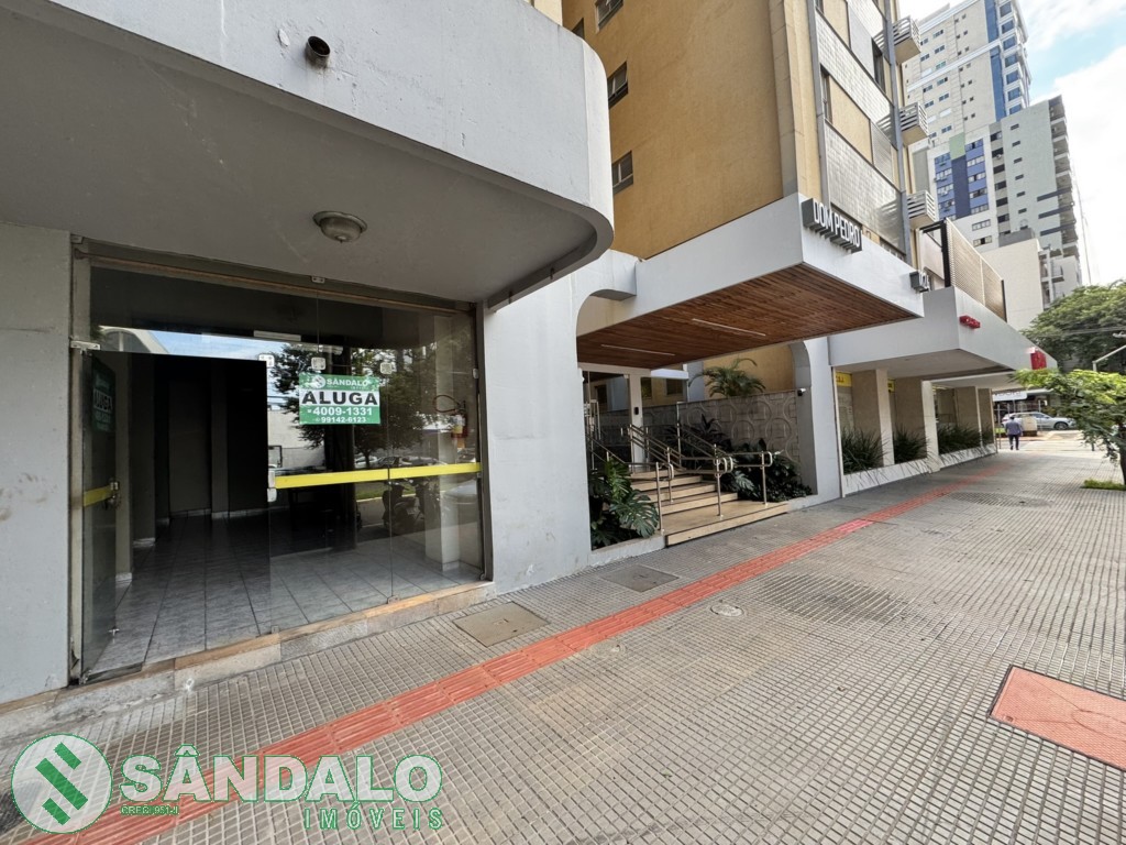 Sala Comercial para locacao no Zona 01 em Maringa com 32,69m² por R$ 4.400,00
