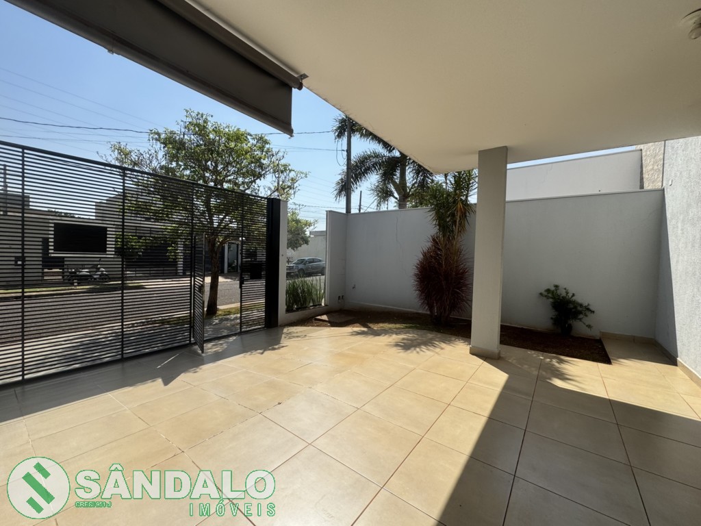 Casa para locacao no Jardim Oriental em Maringa com 200m² por R$ 3.190,00