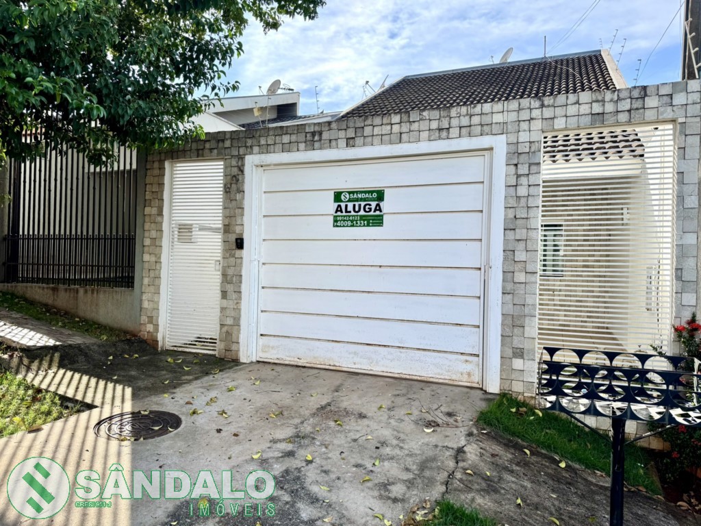 Casa para locacao no Vila Emilia em Maringa com 300m² por R$ 2.530,00