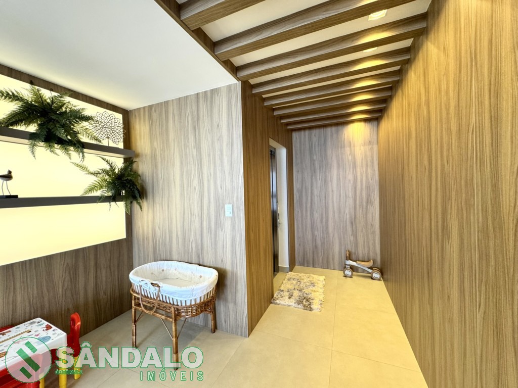 Apartamento para venda no Zona 03 em Maringa com 229m² por R$ 1.985.000,00