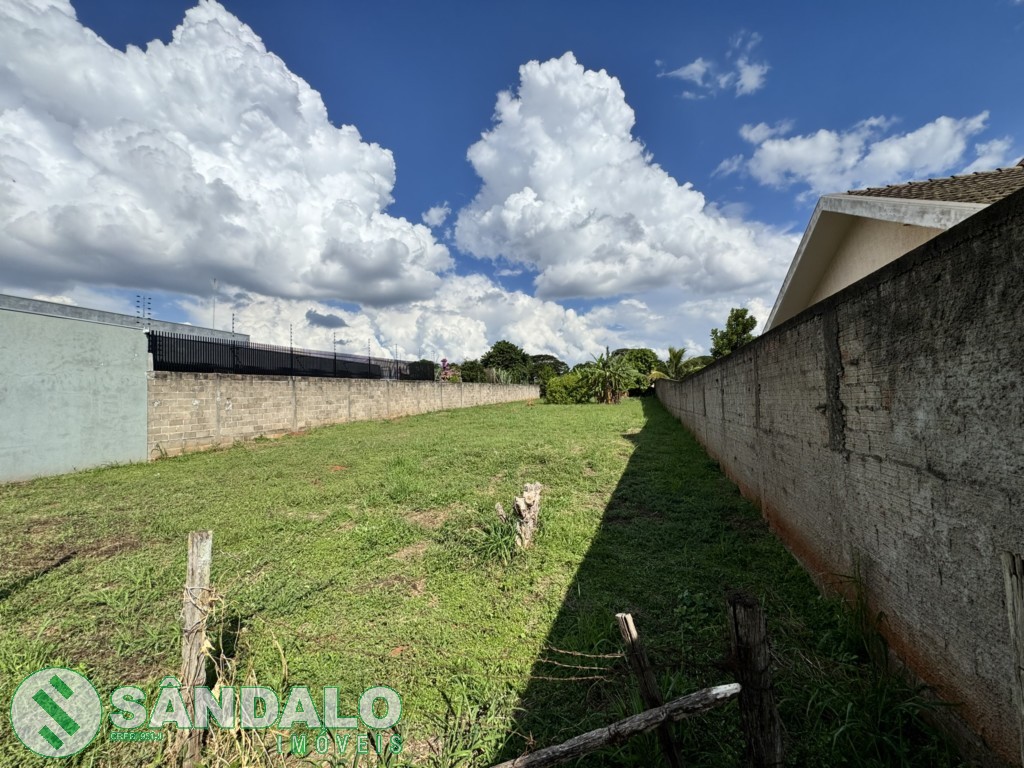 Terreno para venda no Conjunto Residencial Joao Paulo I ( em Maringa com 976m² por R$ 400.000,00