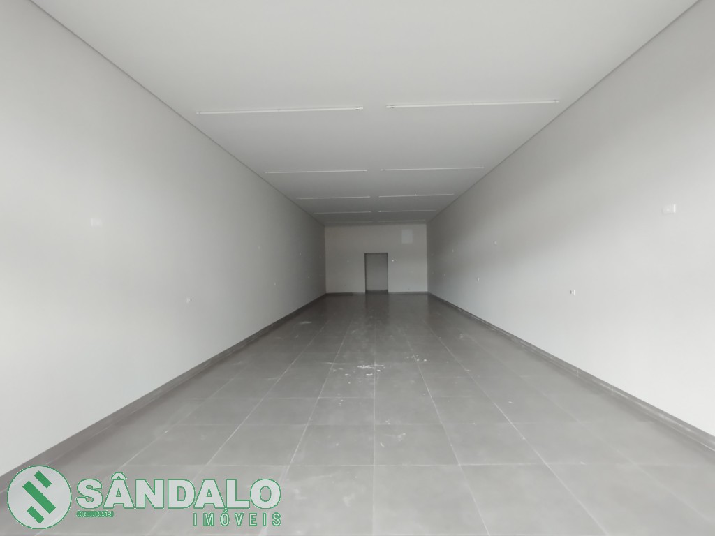 Salão Comercial para locacao no Jardim Gralha Azul em Sarandi com 156m² por R$ 2.970,00
