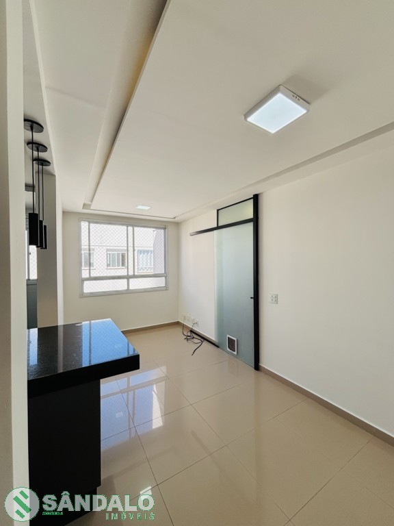 Apartamento para locacao no Jardim America em Maringa com 86,29m² por R$ 1.980,00