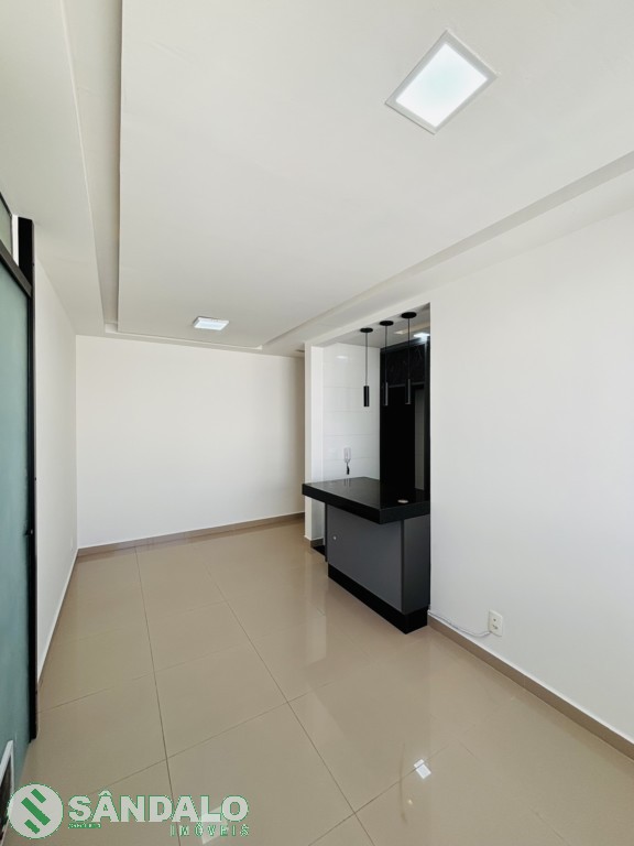 Apartamento para locacao no Jardim America em Maringa com 86,29m² por R$ 1.980,00