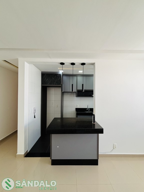 Apartamento para locacao no Jardim America em Maringa com 86,29m² por R$ 1.980,00