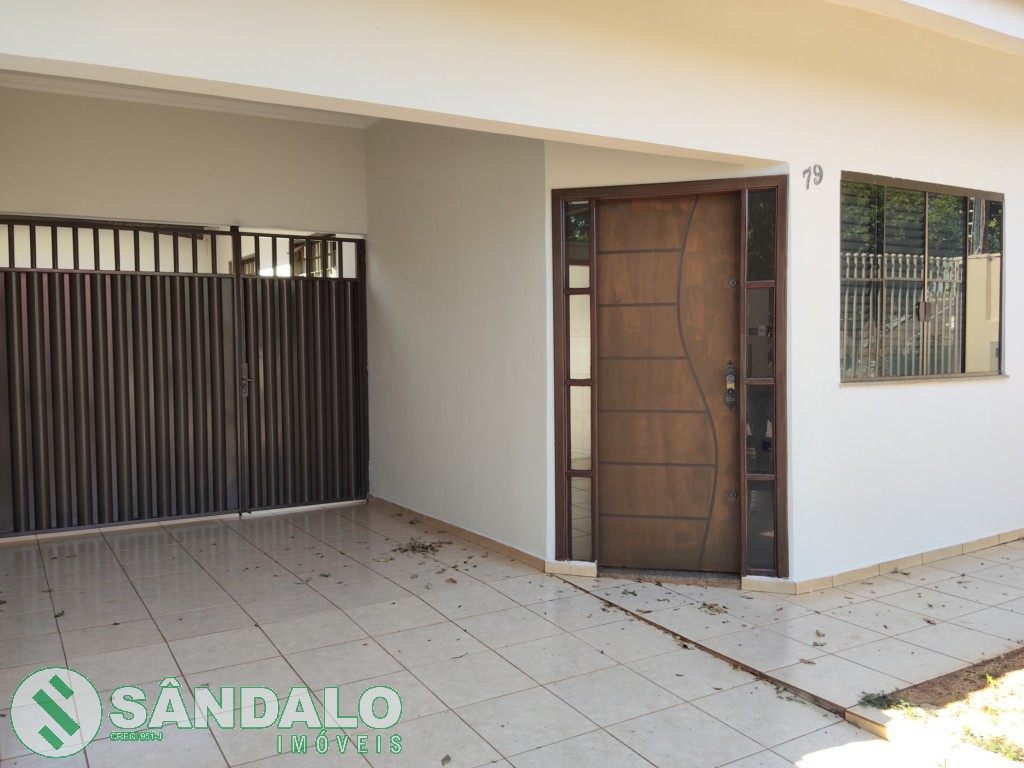 Casa para venda no Jardim Imperial II em Maringa com 156m² por R$ 400.000,00