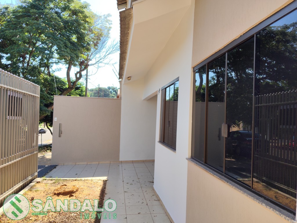 Casa para venda no Jardim Imperial II em Maringa com 156m² por R$ 400.000,00