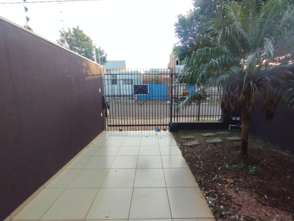 Casa para venda no Jardim Ouro Verde III em Sarandi com 126,5m² por R$ 270.000,00