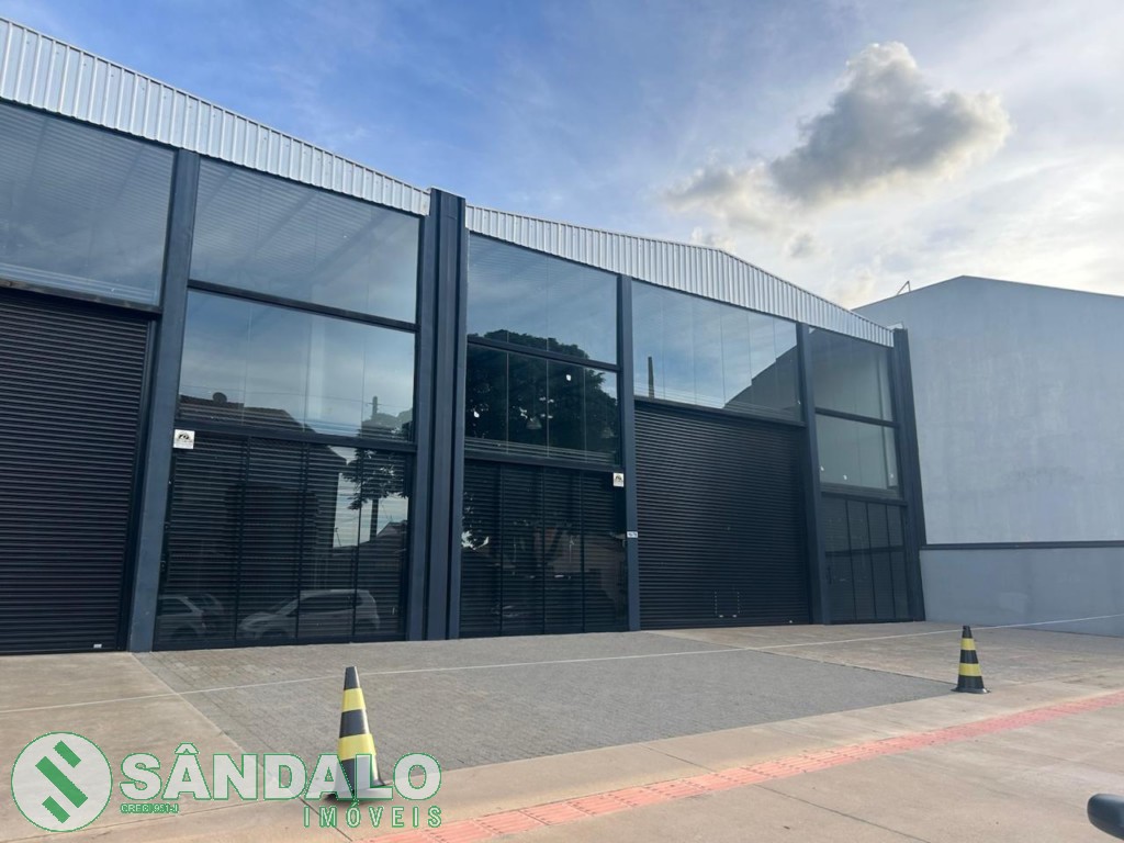 Barracão para locacao no Zona 07 em Maringa com 1.100m² por R$ 29.700,00