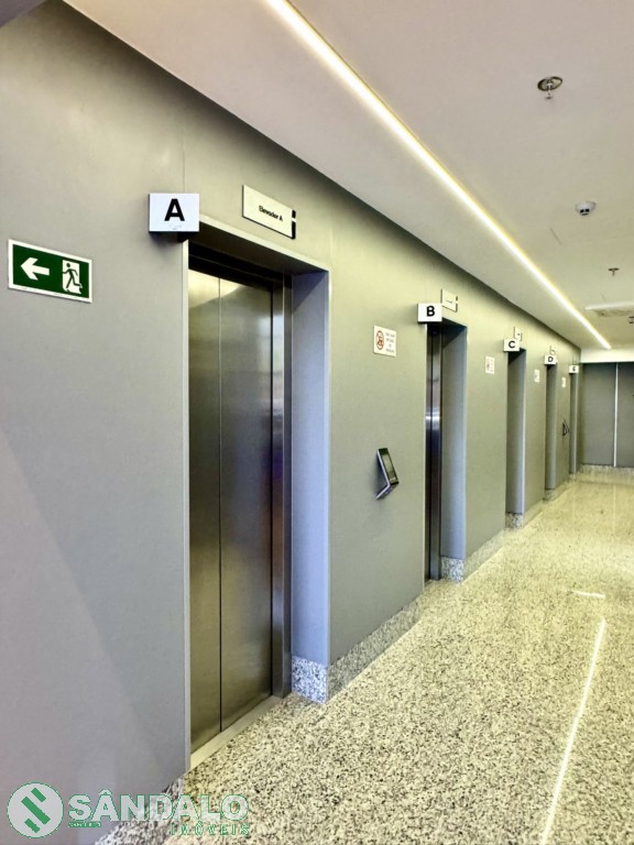Sala Comercial para locacao no Zona 01 em Maringa com 0m² por R$ 7.150,00