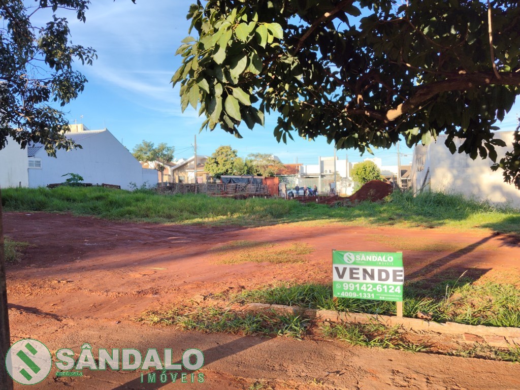 Terreno para venda no Parque Industrial em Maringa com 338,72m² por R$ 510.000,00