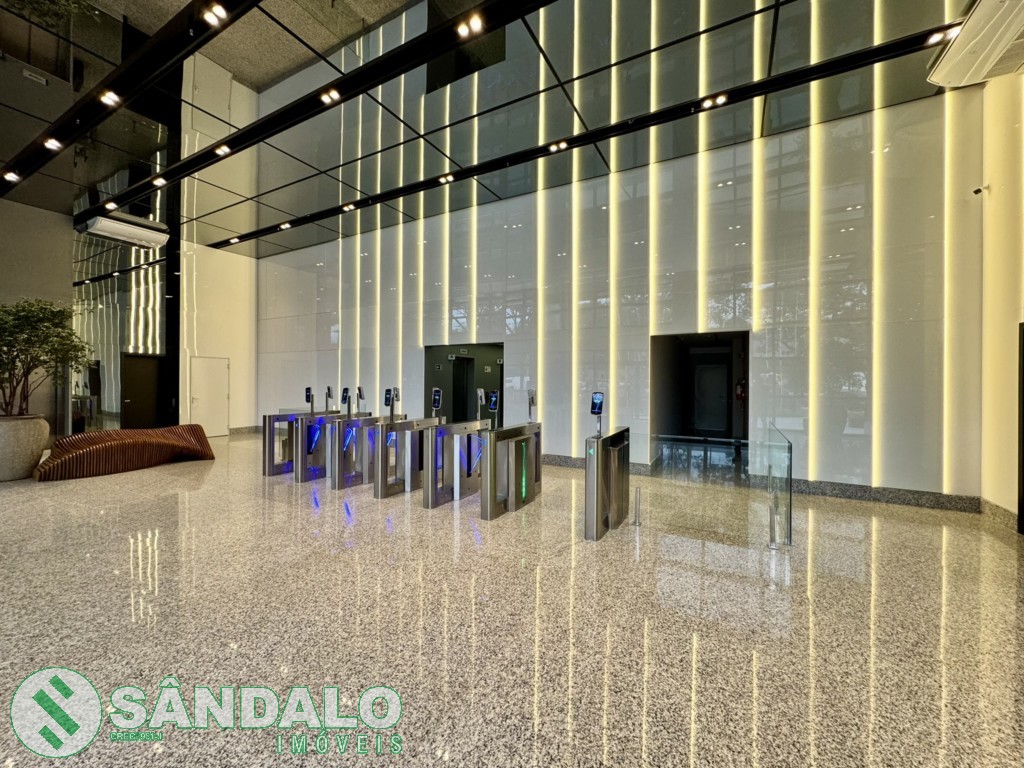 Sala Comercial para locacao no Zona 01 em Maringa com 0m² por R$ 7.150,00