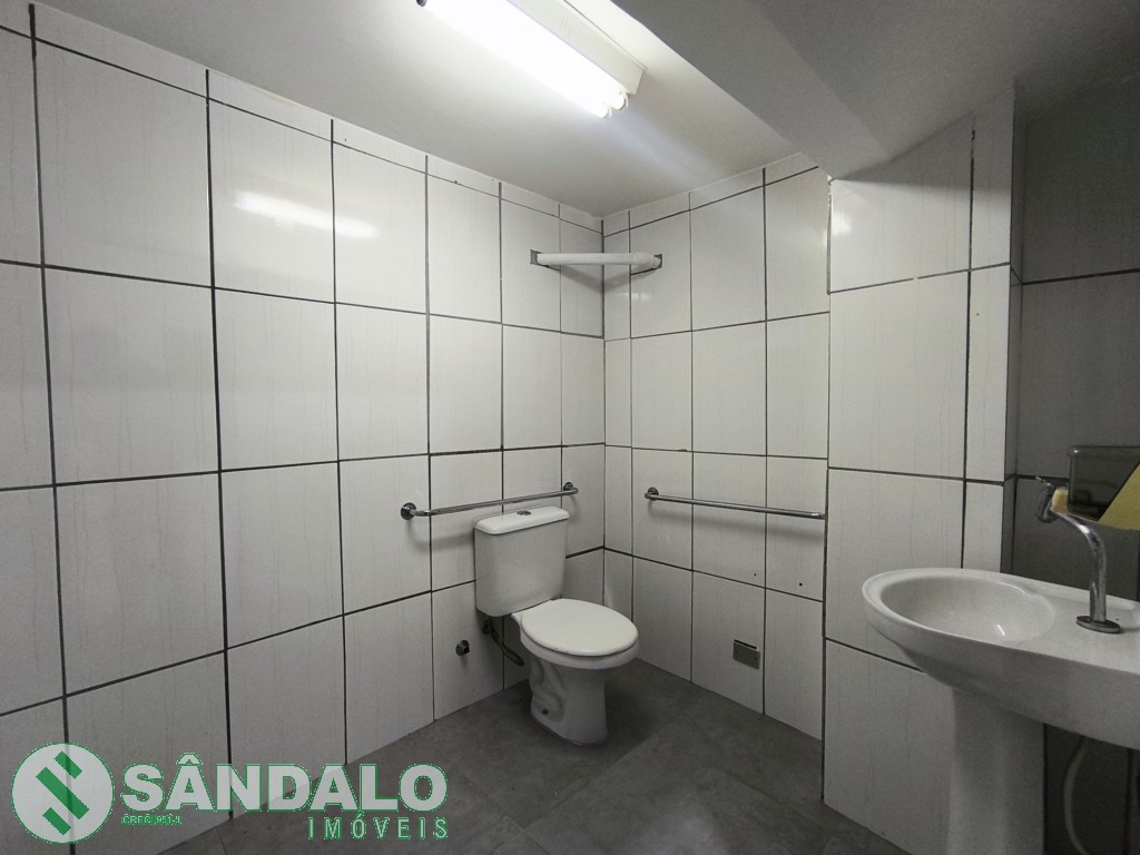 Sala Comercial para locacao no Zona 01 em Maringa com 170,13m² por R$ 4.400,00