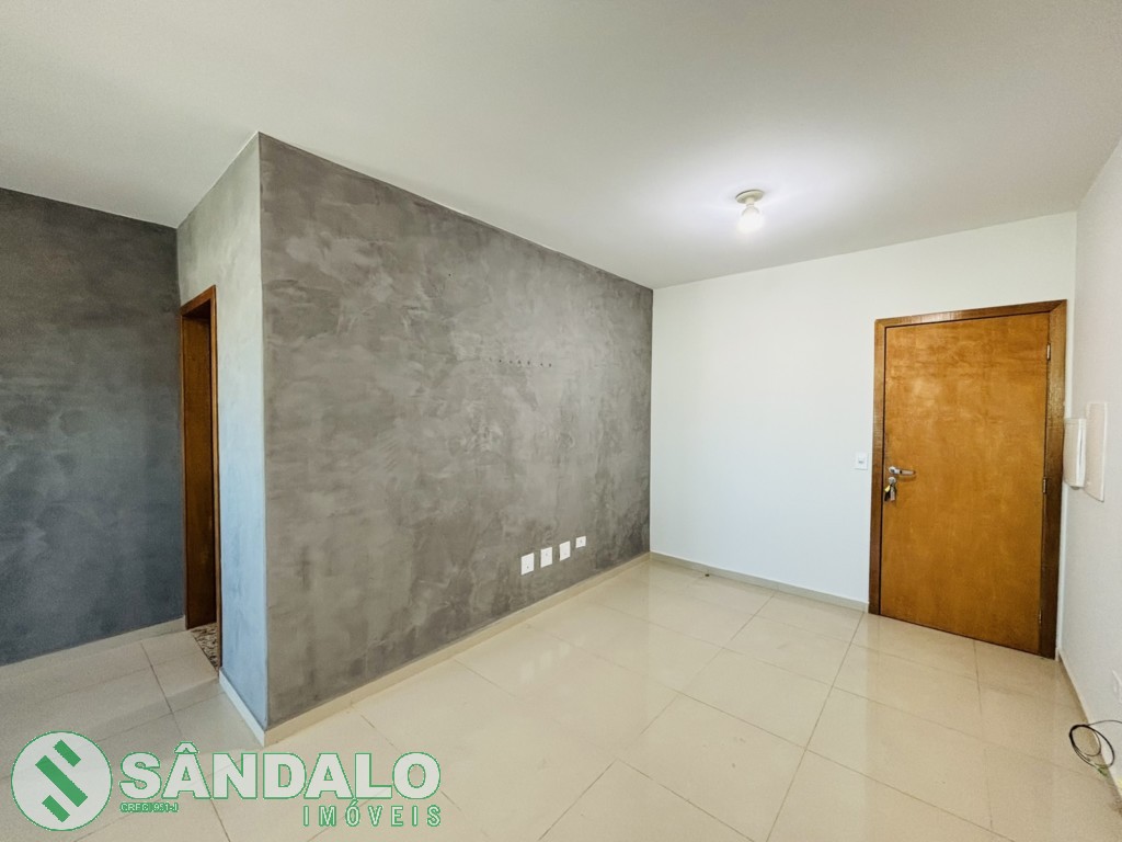 Apartamento para locacao no Jardim Dourados em Maringa com 153,73m² por R$ 2.860,00