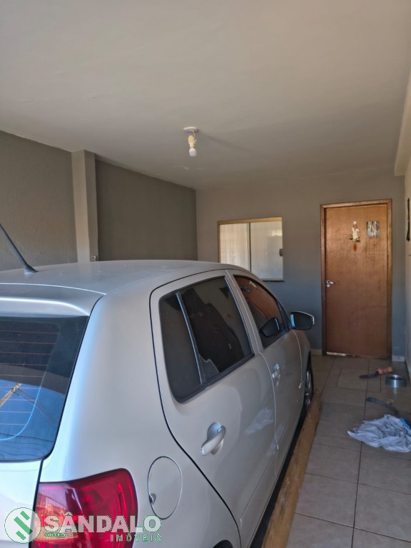 Casa para venda no Parque das Bandeiras em Maringa com 360m² por R$ 420.000,00