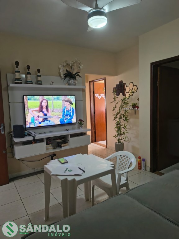 Casa para venda no Parque das Bandeiras em Maringa com 360m² por R$ 420.000,00