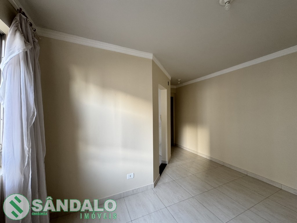 Apartamento para locacao no Jardim Alvorada em Maringa com 62,07m² por R$ 1.375,00