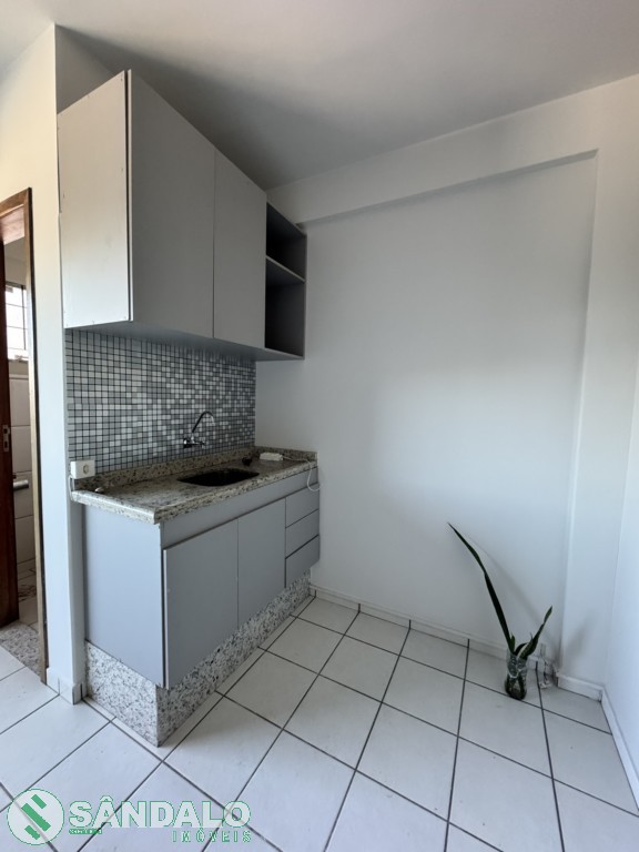 Sala Comercial para locacao no Zona 05 em Maringa com 0m² por R$ 1.650,00