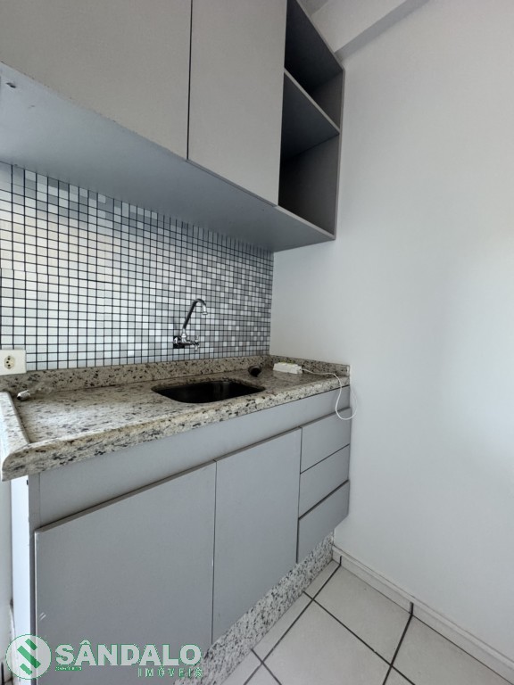 Sala Comercial para locacao no Zona 05 em Maringa com 0m² por R$ 1.650,00