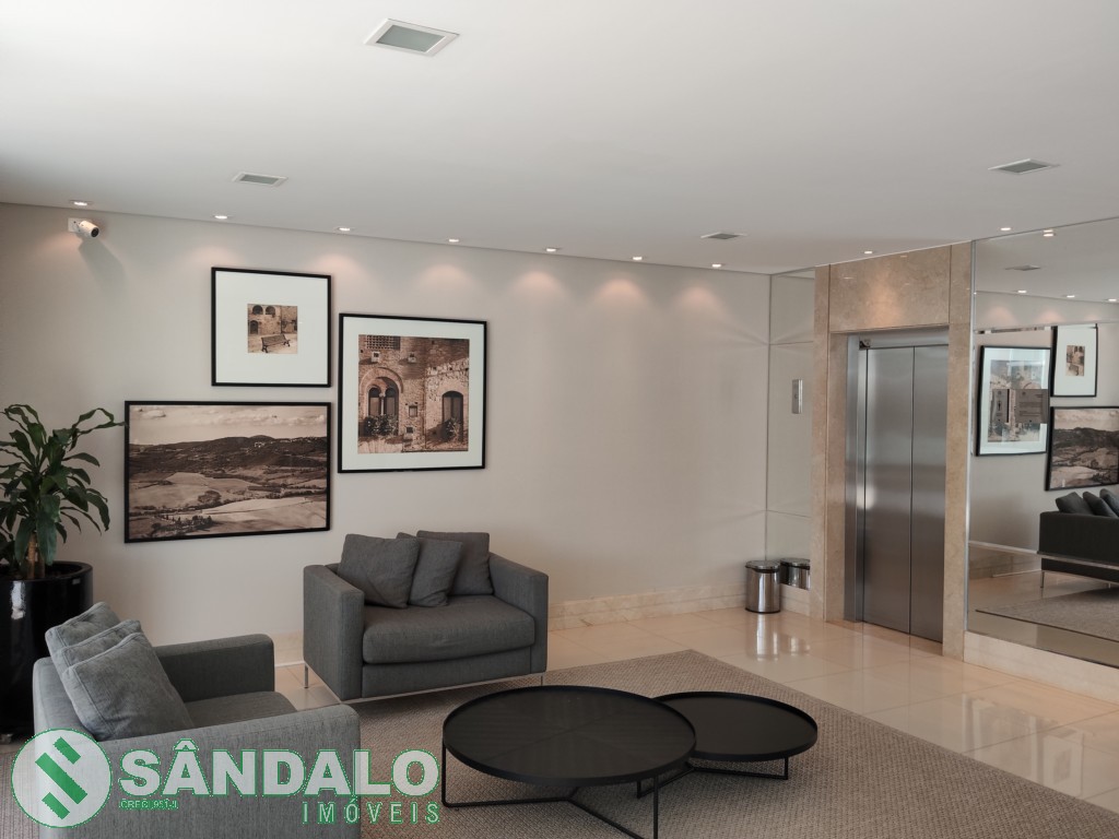 Apartamento para venda no Zona 08 em Maringa com 237,33m² por R$ 1.350.000,00
