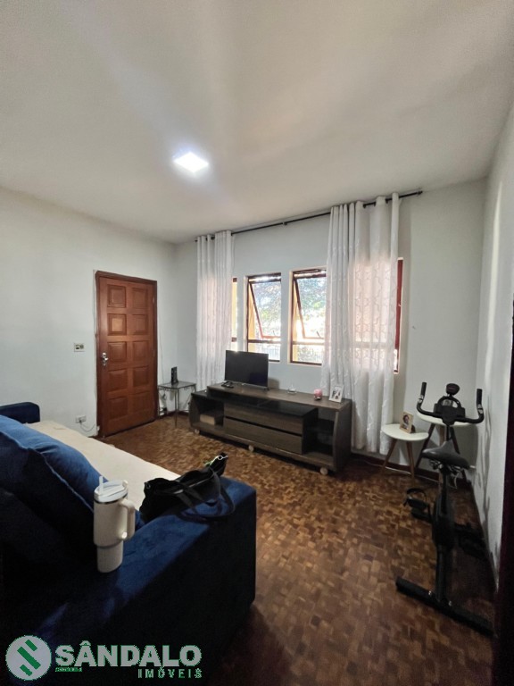 Casa para venda no Zona 04 em Maringa com 600m² por R$ 990.000,00